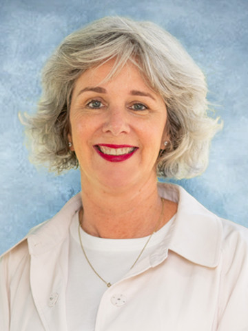Alexandra Russell Board Headshot For Website